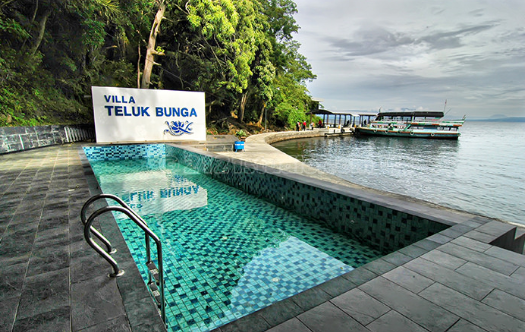 Tiara Hotel Balige Villa Teluk Bunga