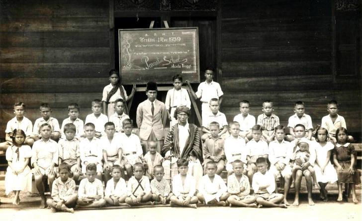 sekolah parmalin di huta tinggi