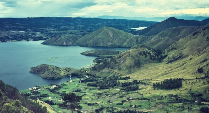 panorama danau toba