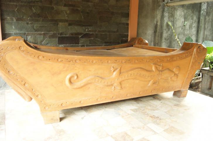 bilut, bilik atau dipan tradisional Batak