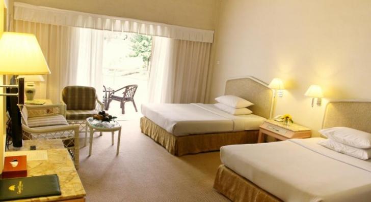 grand mutiara hotel berastagi