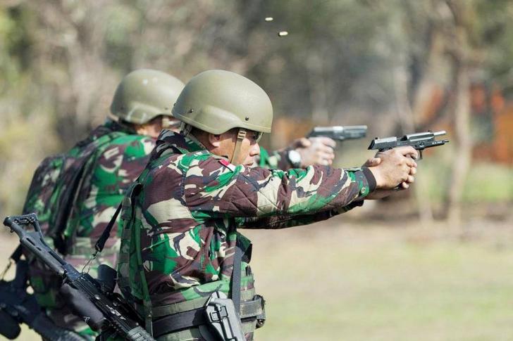 indonesian army sharp shooter