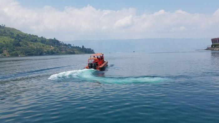 Tim SAR Danau Toba