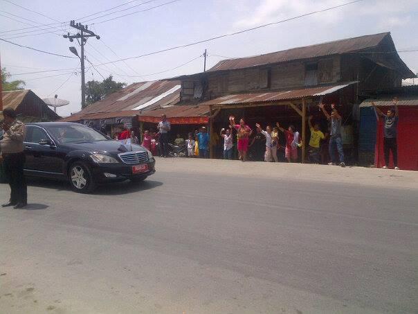 jokowi di balige