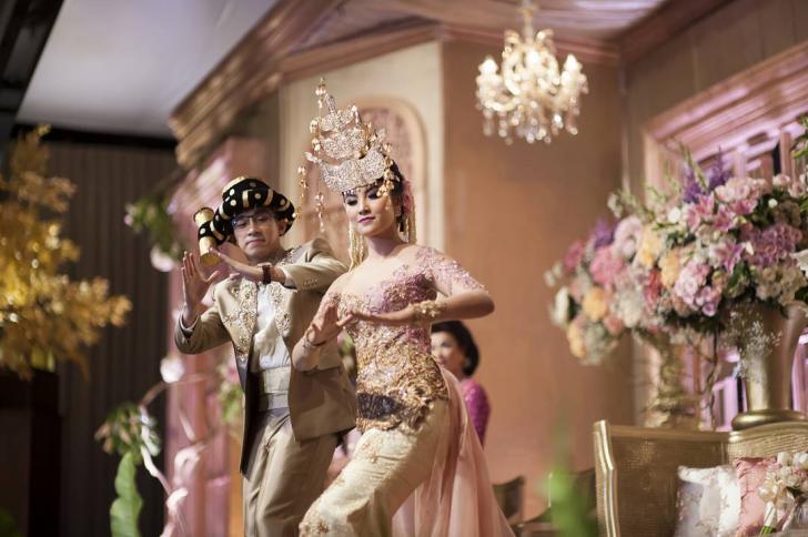 pakaian pengantin batak mandailing