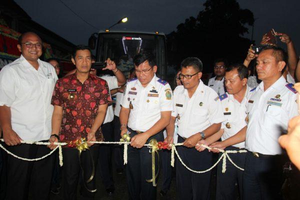 Damri siantar ke bandara silangit