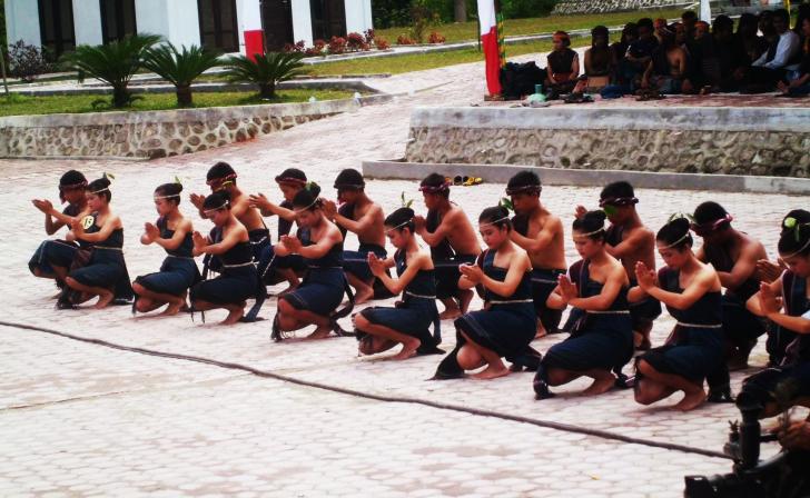 perlombaan gondang naposo