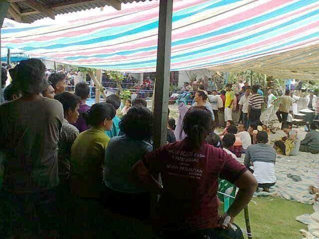 warga saksikan ritual pengusiran begu ganjang di simalungun